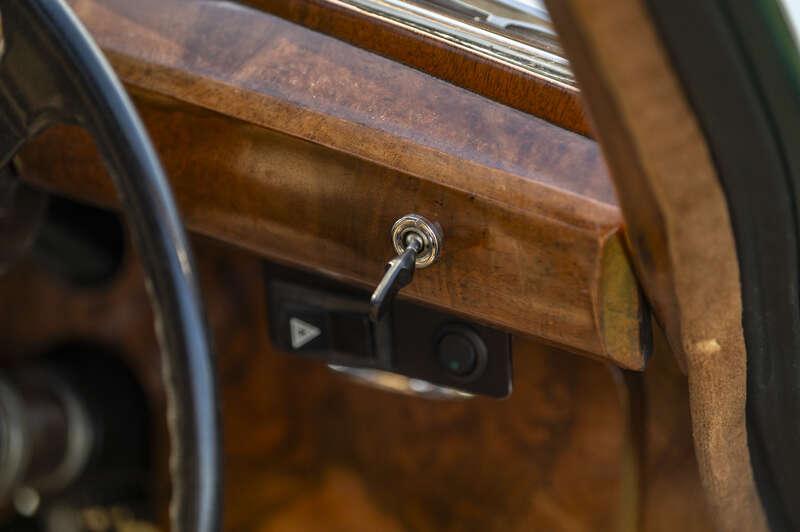 1955 Jaguar MK VII SALOON