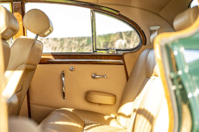1955 Jaguar MK VII SALOON