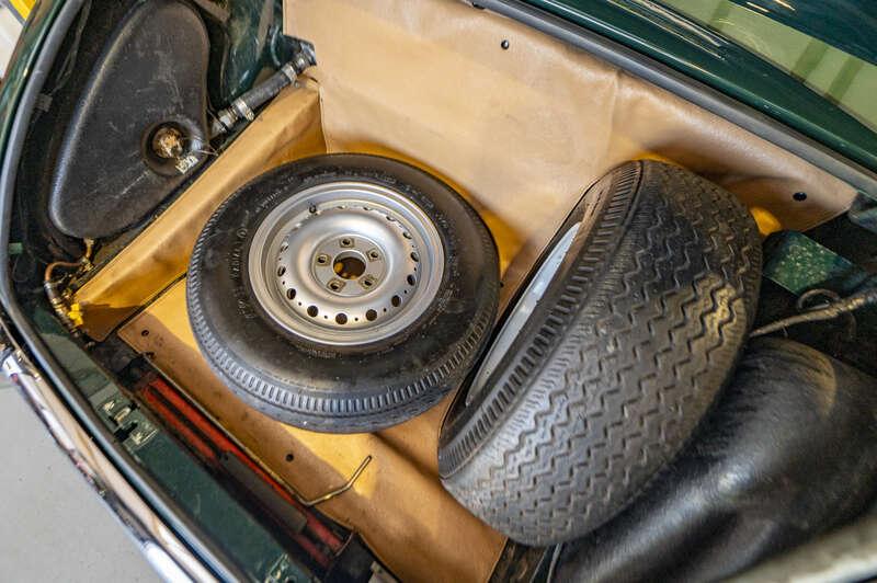 1955 Jaguar MK VII SALOON