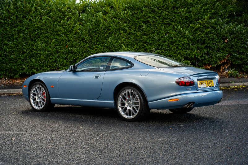 2006 Jaguar XKR