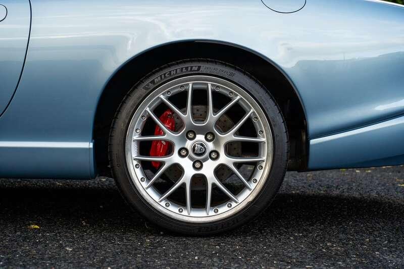 2006 Jaguar XKR