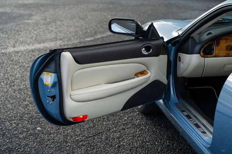 2006 Jaguar XKR