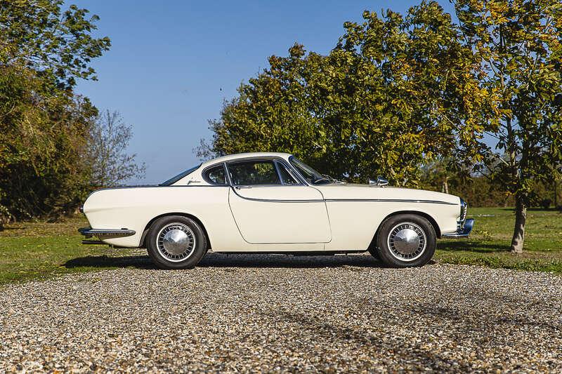 1962 Volvo P1800