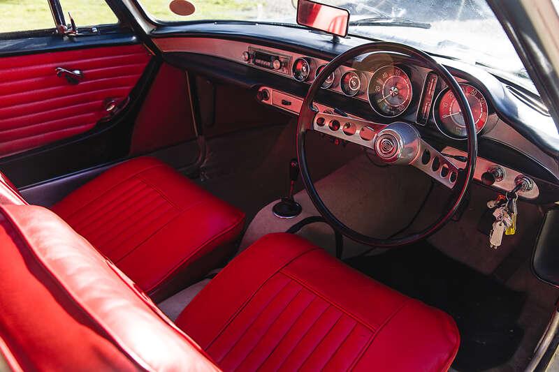 1962 Volvo P1800