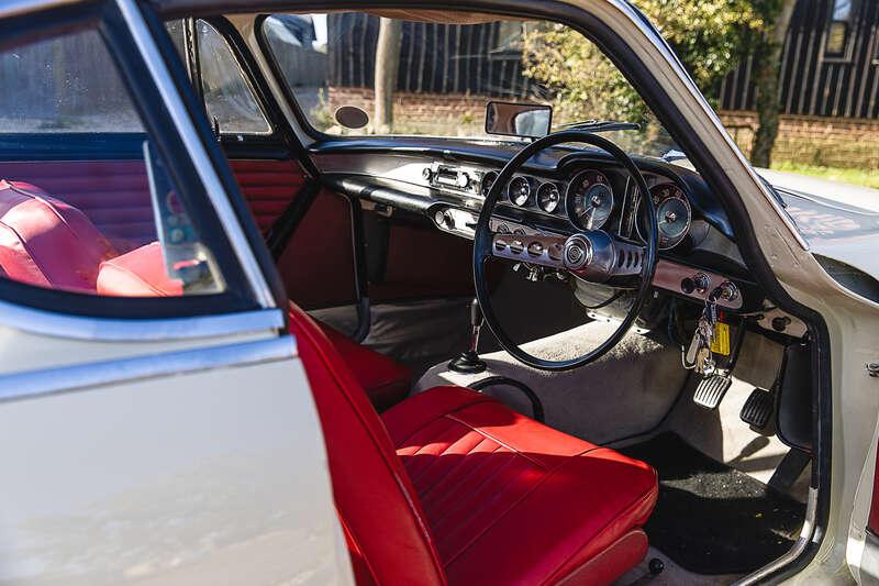1962 Volvo P1800