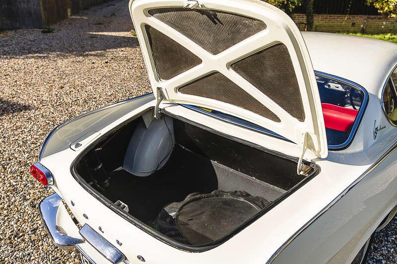 1962 Volvo P1800