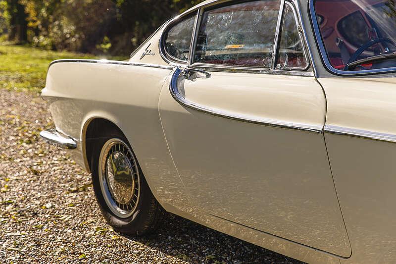 1962 Volvo P1800