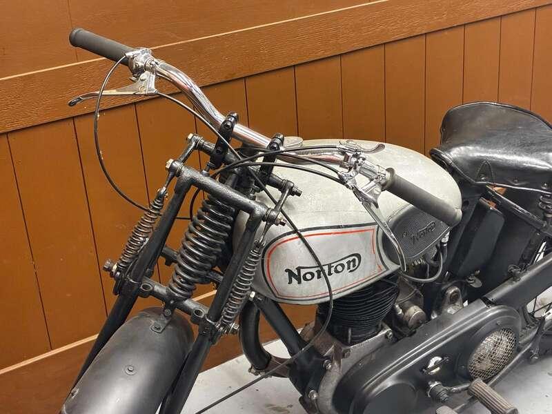 1940 NORTON ES2
