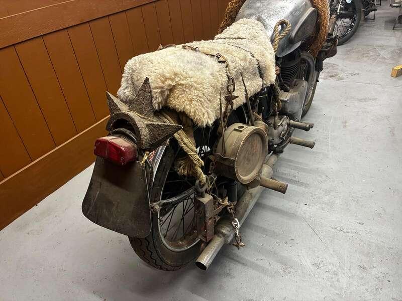 1952 BSA A10 GOLDEN FLASH