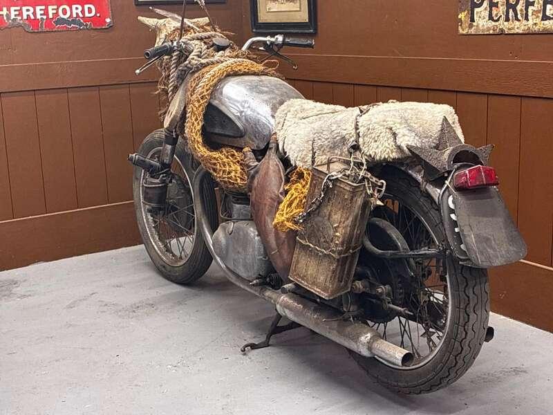 1952 BSA A10 GOLDEN FLASH
