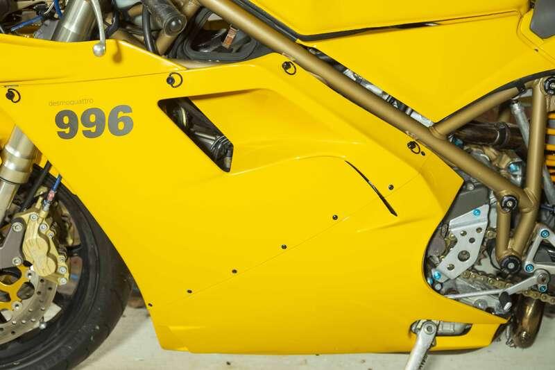 1999 Ducati 996 MONOPOSTO