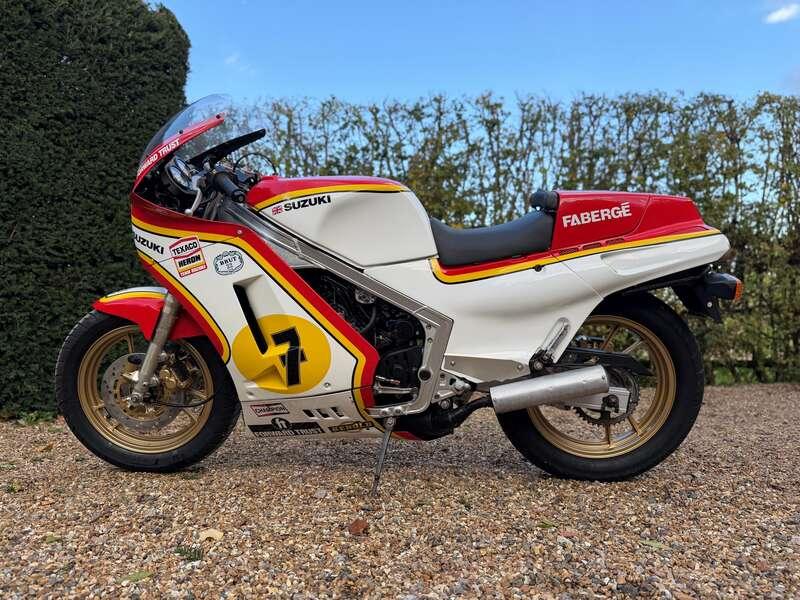 1986 Suzuki RG500 'BARRY SHEENE' TRIBUTE