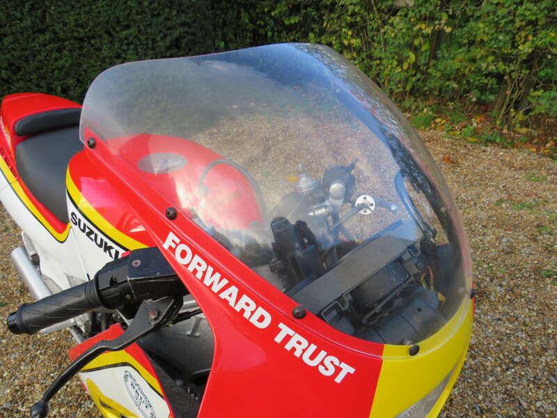 1986 Suzuki RG500 'BARRY SHEENE' TRIBUTE