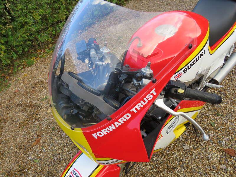 1986 Suzuki RG500 'BARRY SHEENE' TRIBUTE