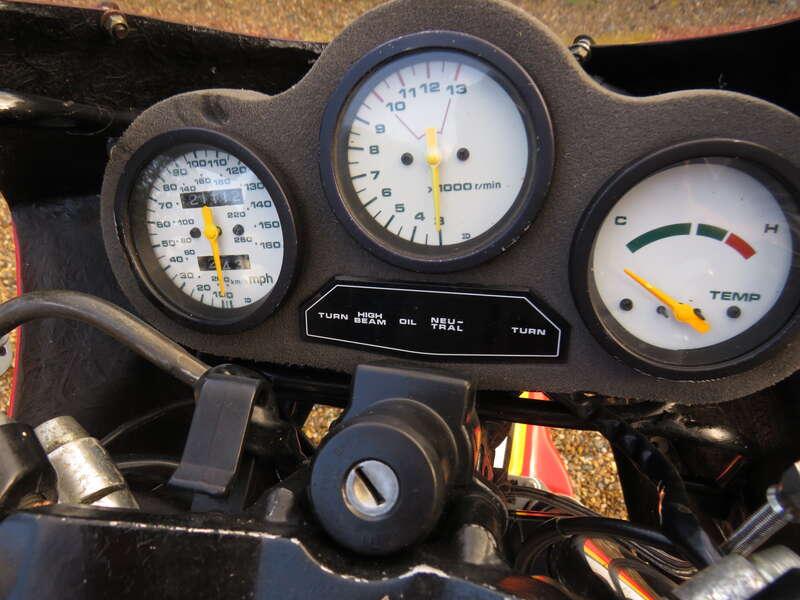 1986 Suzuki RG500 'BARRY SHEENE' TRIBUTE