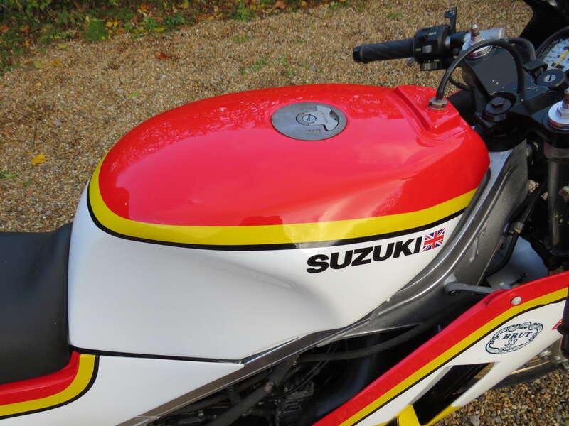 1986 Suzuki RG500 'BARRY SHEENE' TRIBUTE