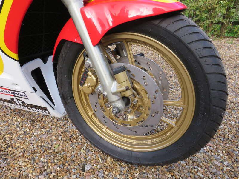 1986 Suzuki RG500 'BARRY SHEENE' TRIBUTE