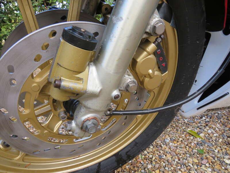 1986 Suzuki RG500 'BARRY SHEENE' TRIBUTE