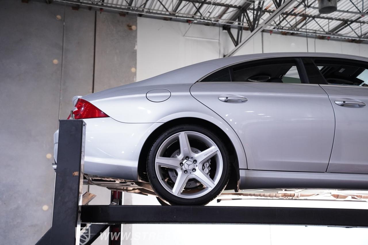 2006 Mercedes - Benz CLS55 AMG