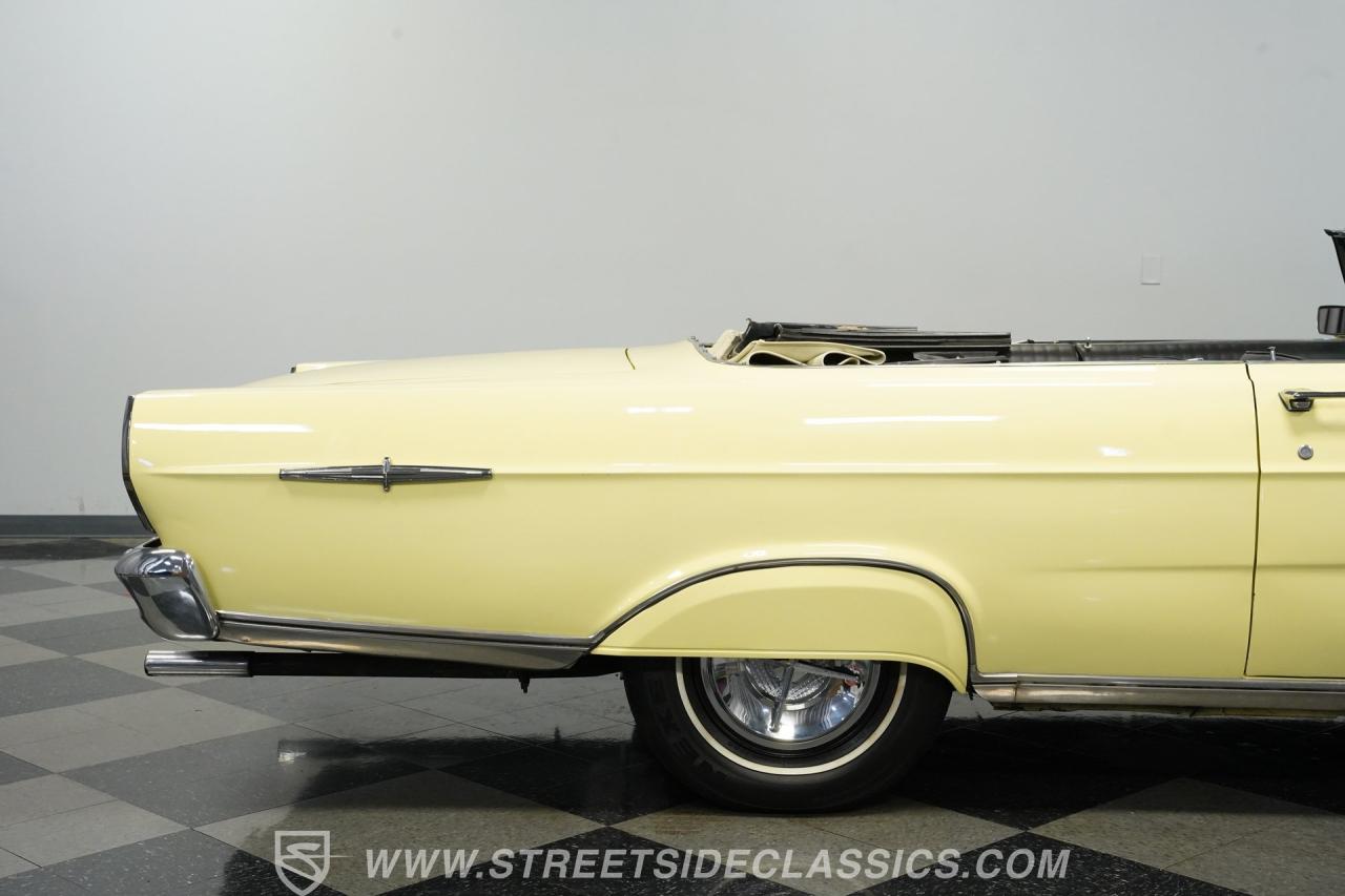1965 Ford Galaxie 500 XL Convertible