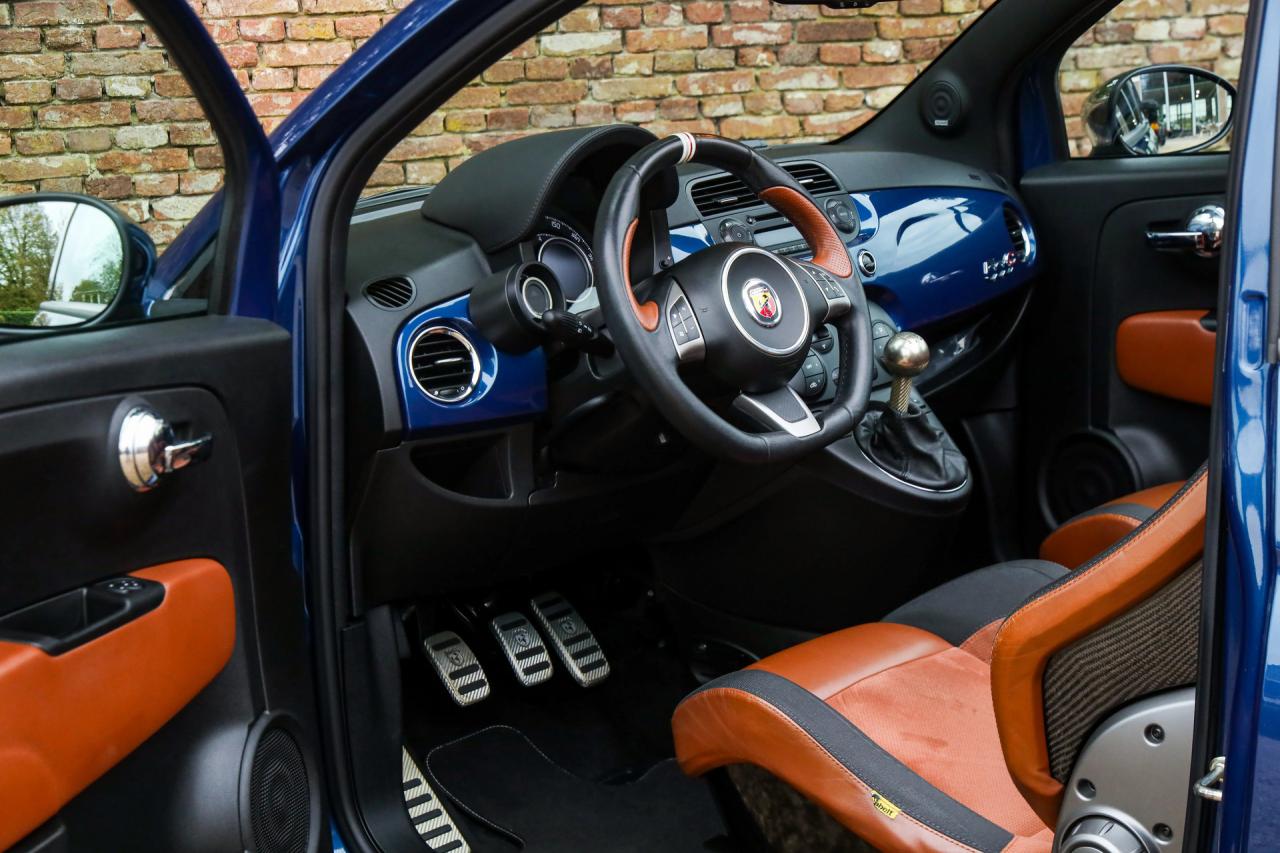2011 Fiat Abarth 500 Cabrio Italia №0107 &ldquo;The most beautiful Edizione&rdquo;