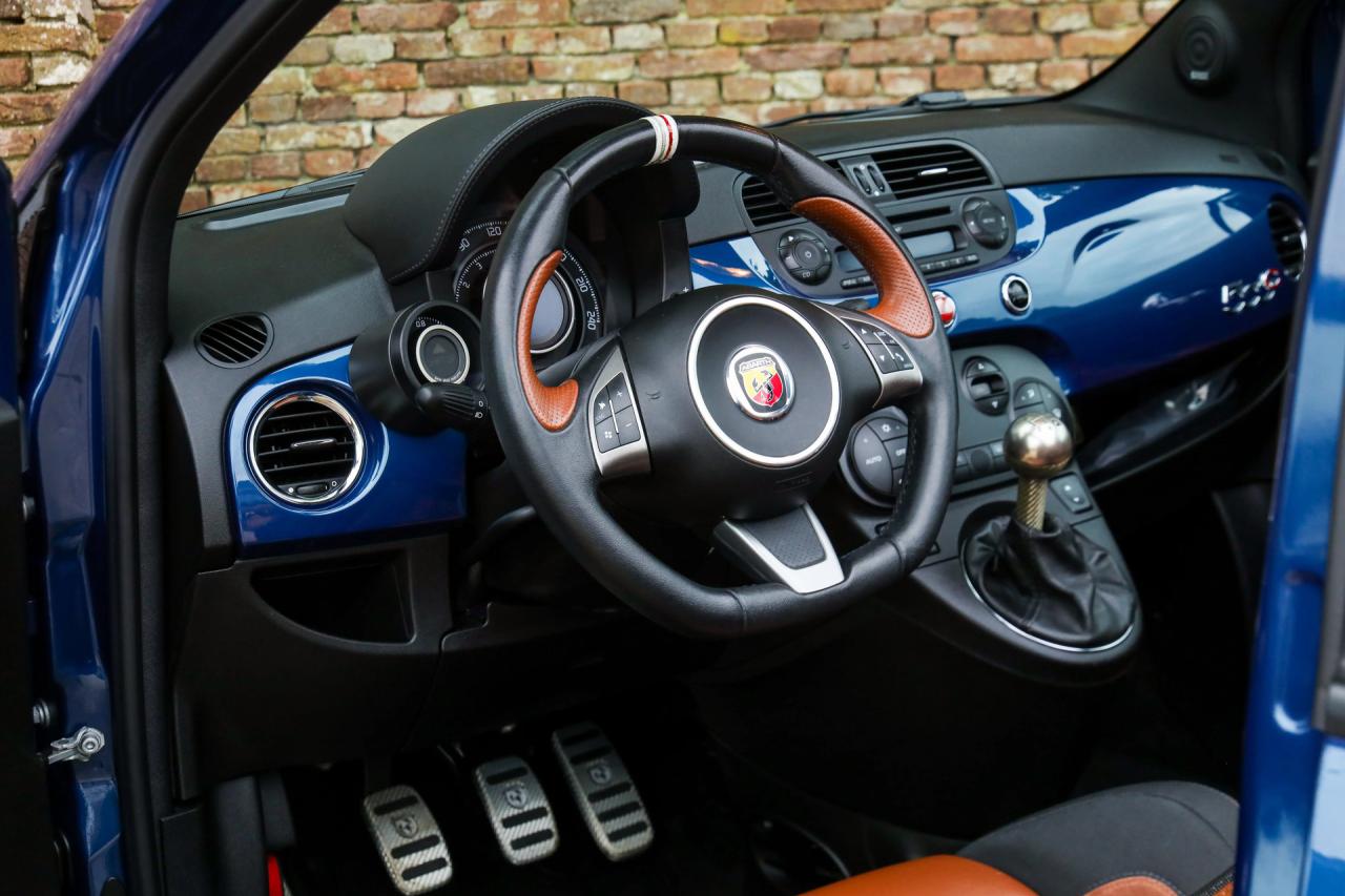 2011 Fiat Abarth 500 Cabrio Italia №0107 &ldquo;The most beautiful Edizione&rdquo;