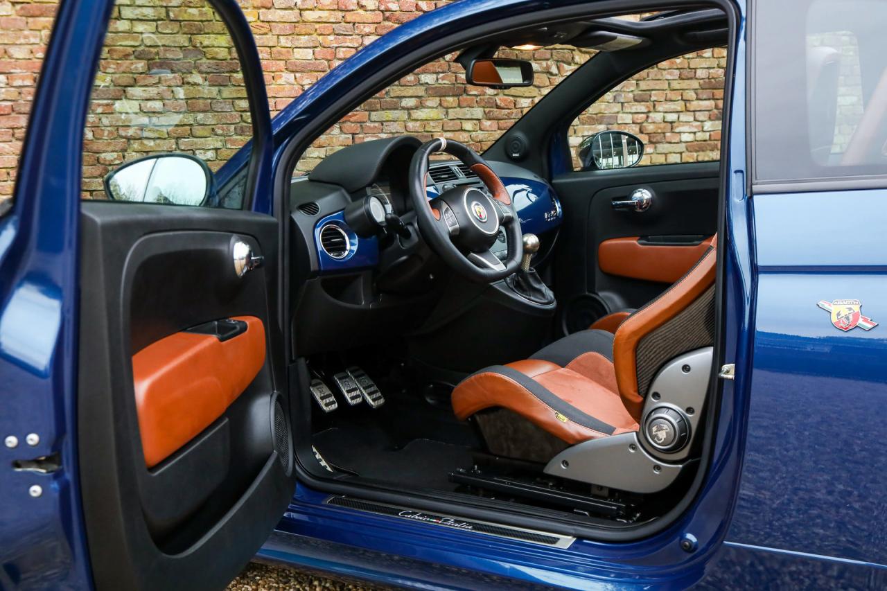 2011 Fiat Abarth 500 Cabrio Italia №0107 &ldquo;The most beautiful Edizione&rdquo;