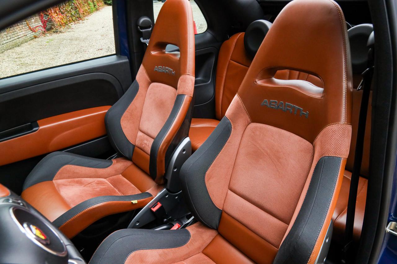 2011 Fiat Abarth 500 Cabrio Italia №0107 &ldquo;The most beautiful Edizione&rdquo;