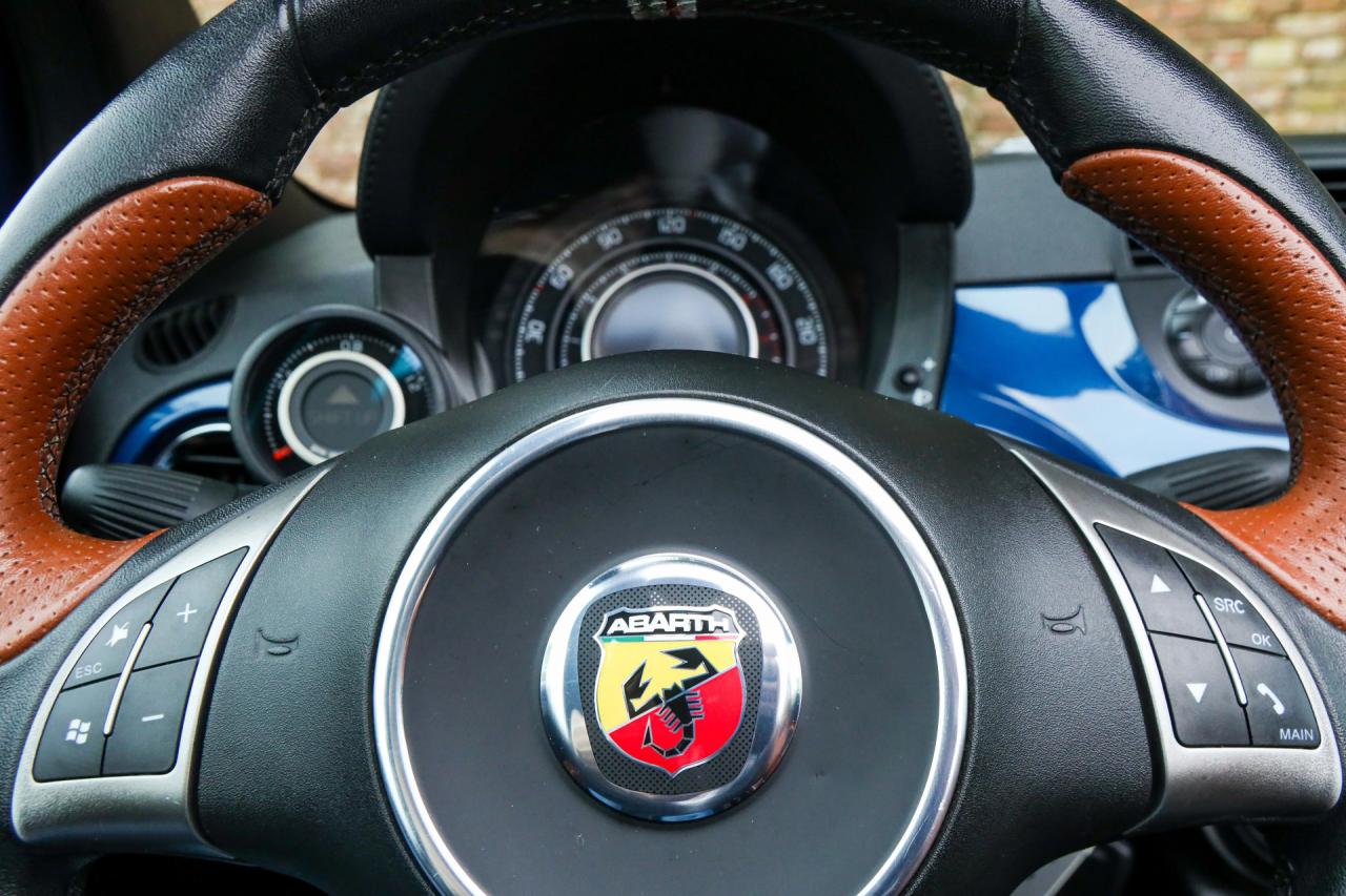 2011 Fiat Abarth 500 Cabrio Italia №0107 &ldquo;The most beautiful Edizione&rdquo;