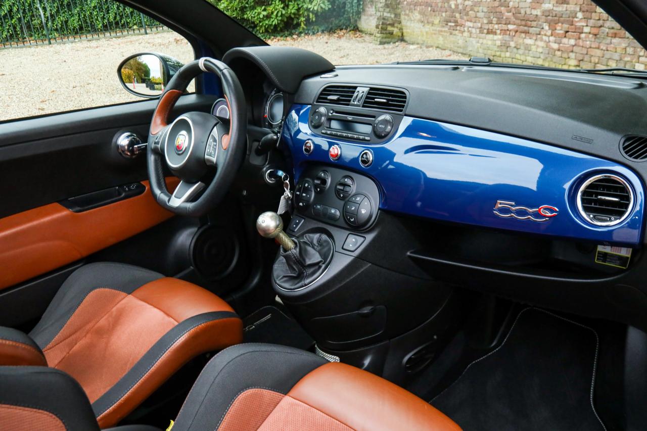 2011 Fiat Abarth 500 Cabrio Italia №0107 &ldquo;The most beautiful Edizione&rdquo;
