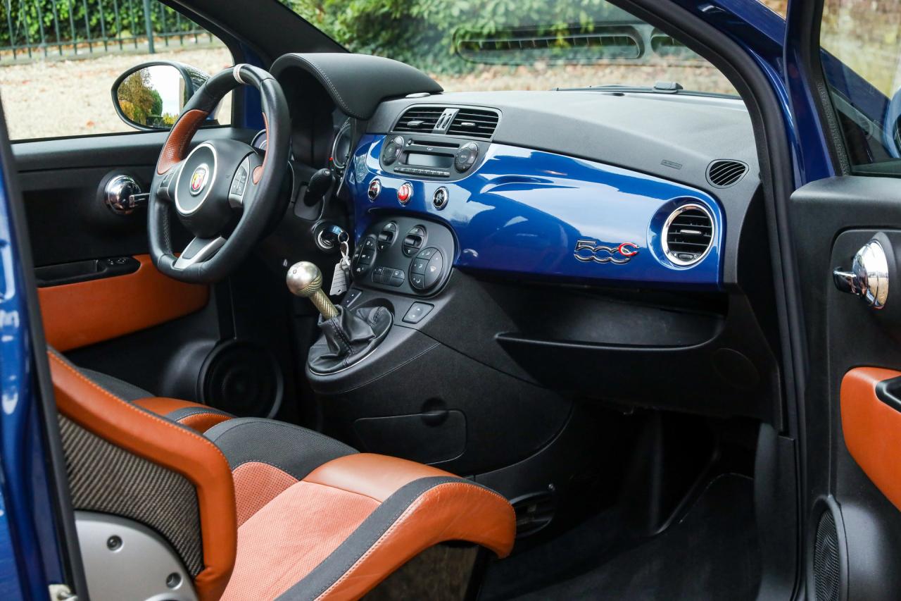 2011 Fiat Abarth 500 Cabrio Italia №0107 &ldquo;The most beautiful Edizione&rdquo;