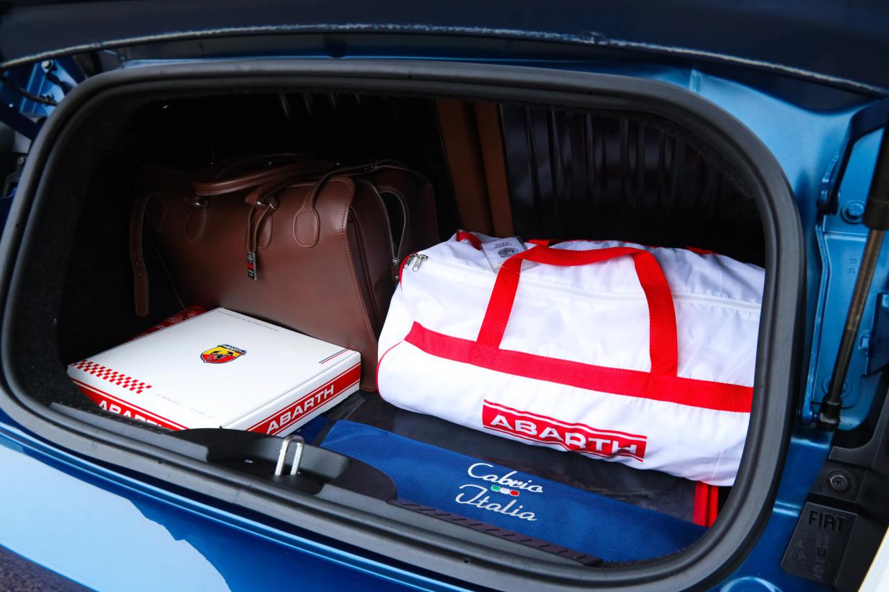 2011 Fiat Abarth 500 Cabrio Italia №0107 &ldquo;The most beautiful Edizione&rdquo;