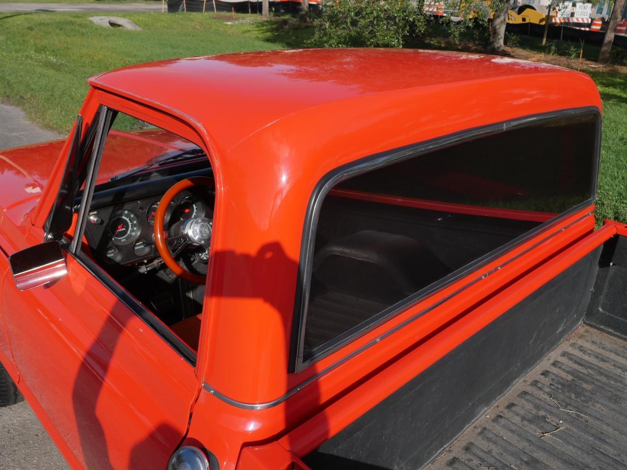 1968 GMC C10 Short Bed