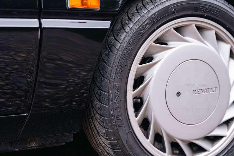1988 Renault GTA