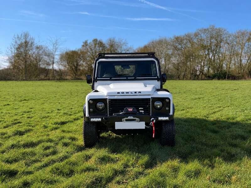 2014 Land Rover Defender 90