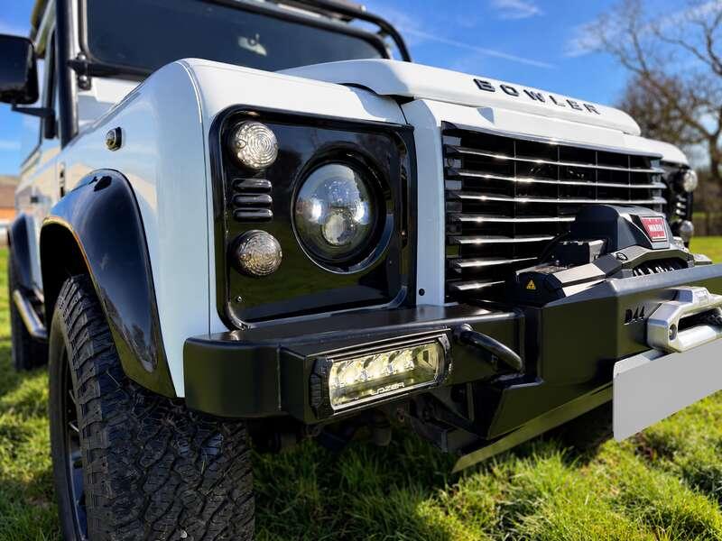 2014 Land Rover Defender 90