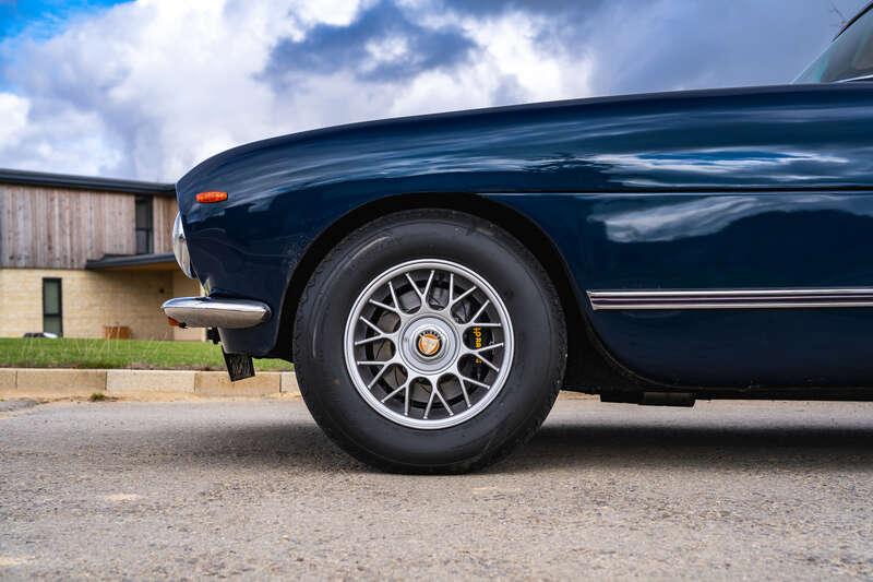 1973 Bristol 411