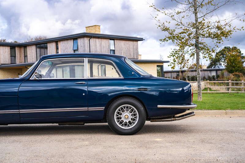 1973 Bristol 411