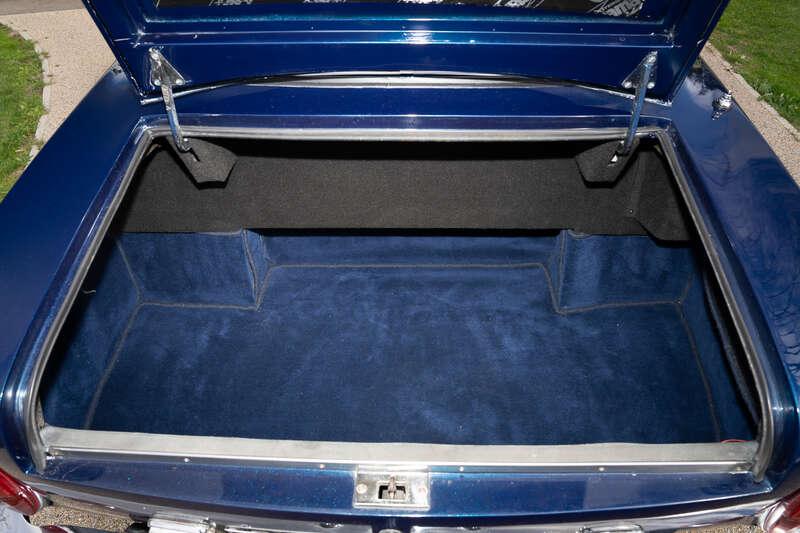 1973 Bristol 411