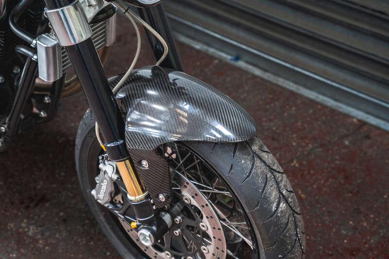 2015 NORTON COM-01 DOMINATOR SS