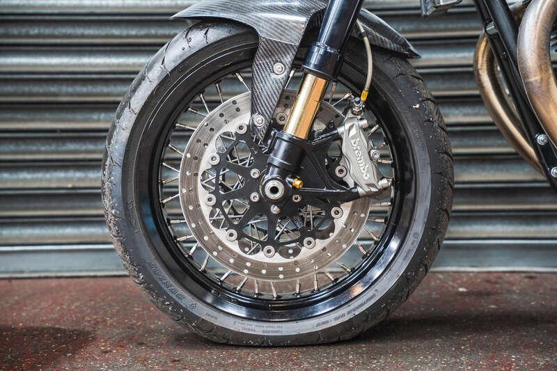 2015 NORTON COM-01 DOMINATOR SS