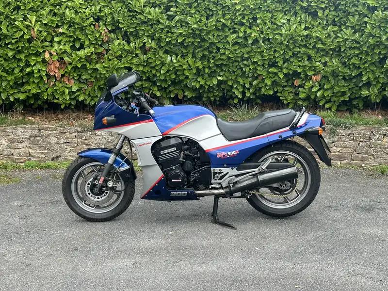 1985 Kawasaki ZX900-A2