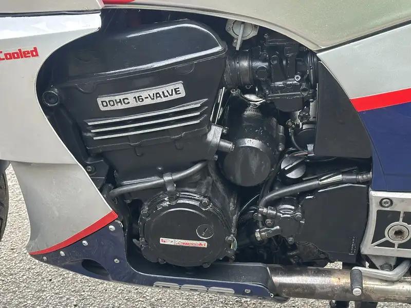 1985 Kawasaki ZX900-A2