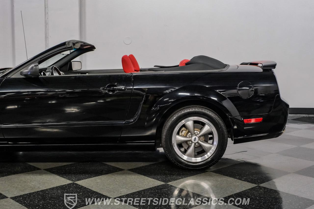2005 Ford Mustang GT Premium Convertible