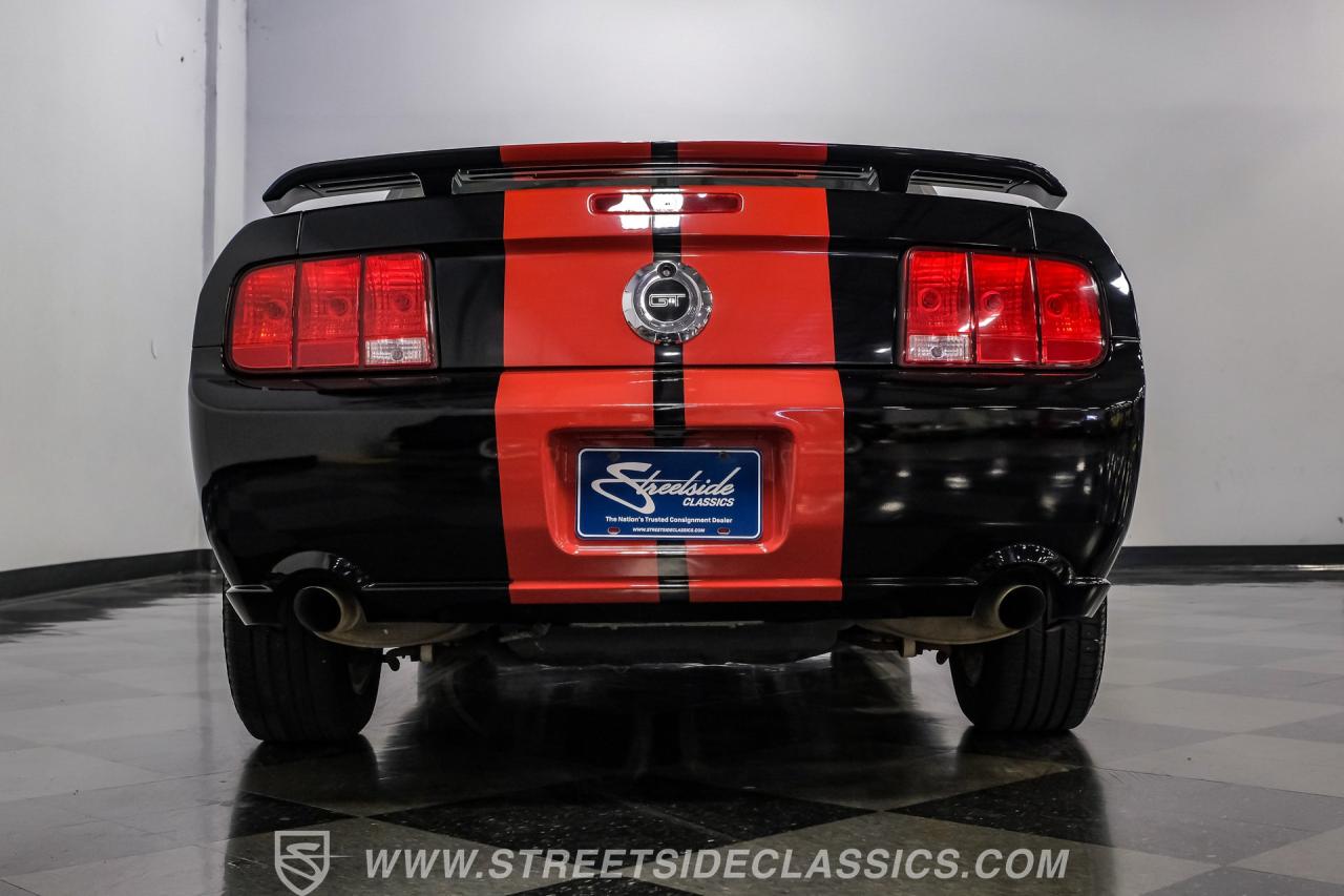 2005 Ford Mustang GT Premium Convertible
