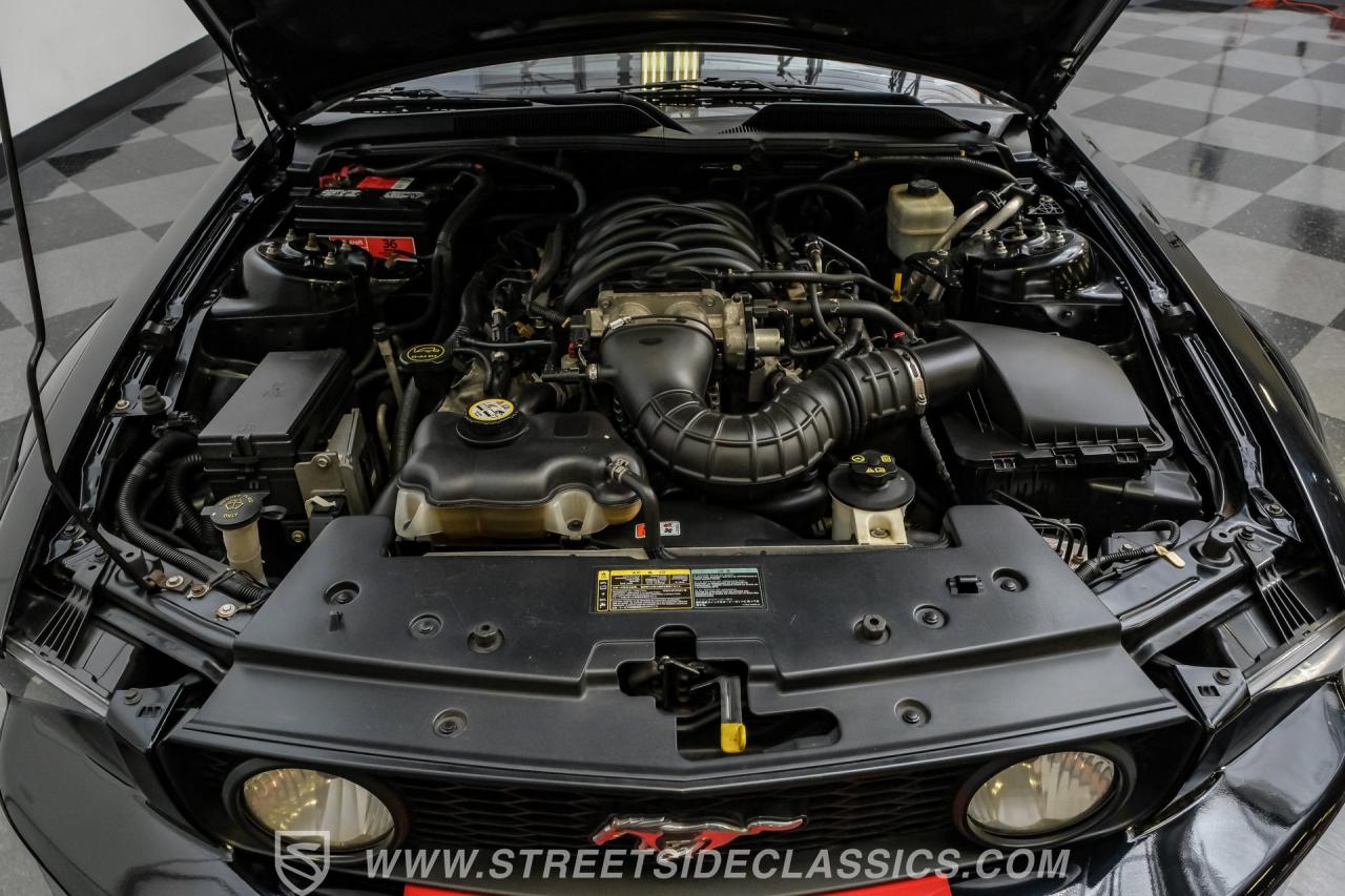 2005 Ford Mustang GT Premium Convertible