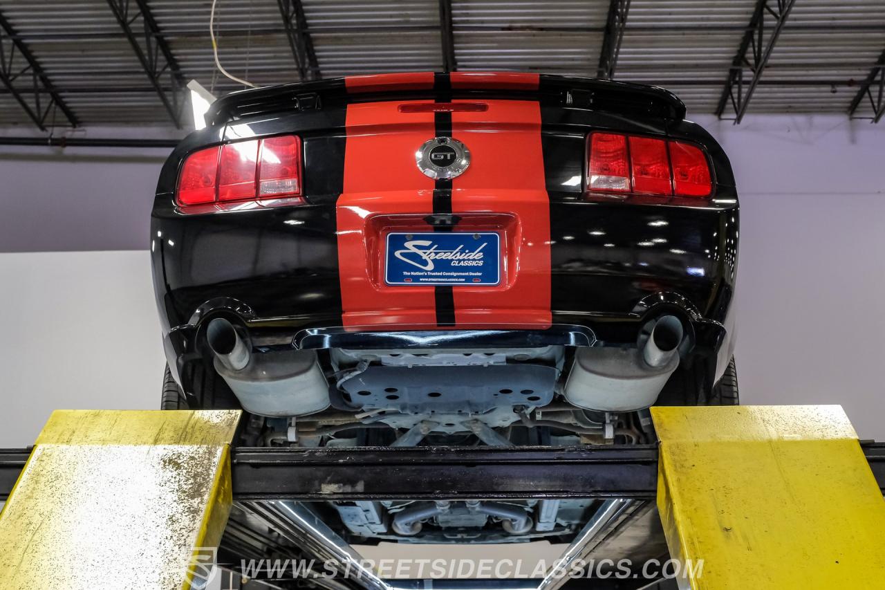 2005 Ford Mustang GT Premium Convertible