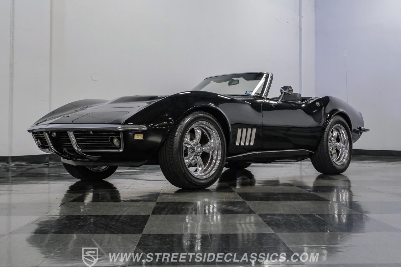 1968 Chevrolet Corvette 427 Tri-Power Convertible