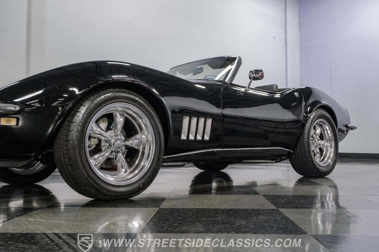 1968 Chevrolet Corvette 427 Tri-Power Convertible