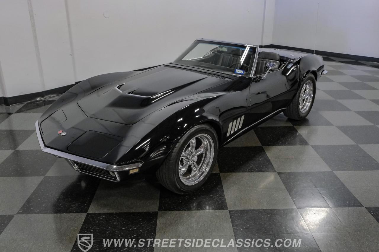1968 Chevrolet Corvette 427 Tri-Power Convertible